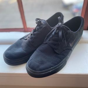 Nike SB Males Size 11